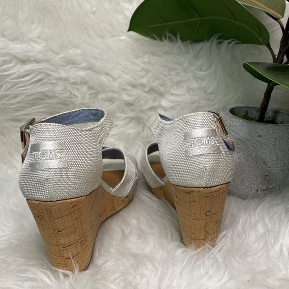 TOMS Sienna Wedge Sandal - Picture 4 of 12